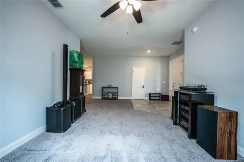 261 Walkers Point Drive Auburndale FL 33823