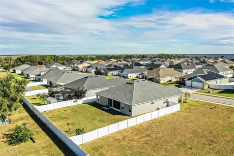 261 Walkers Point Drive Auburndale FL 33823
