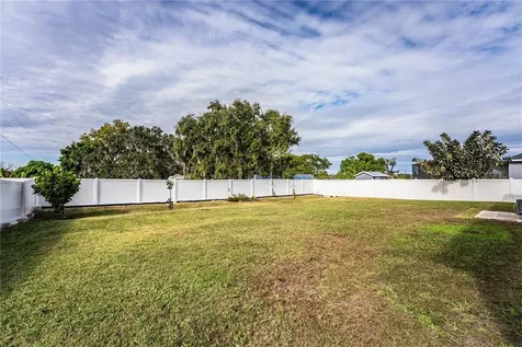 261 Walkers Point Drive Auburndale FL 33823