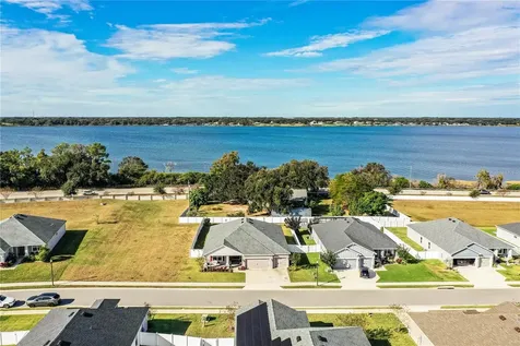 261 Walkers Point Drive Auburndale FL 33823