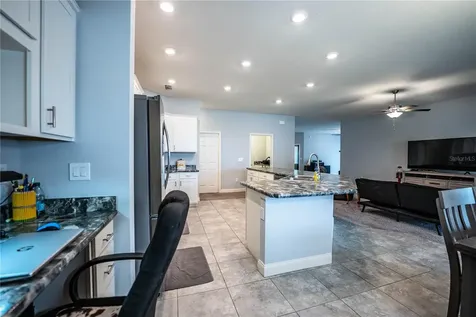 261 Walkers Point Drive Auburndale FL 33823