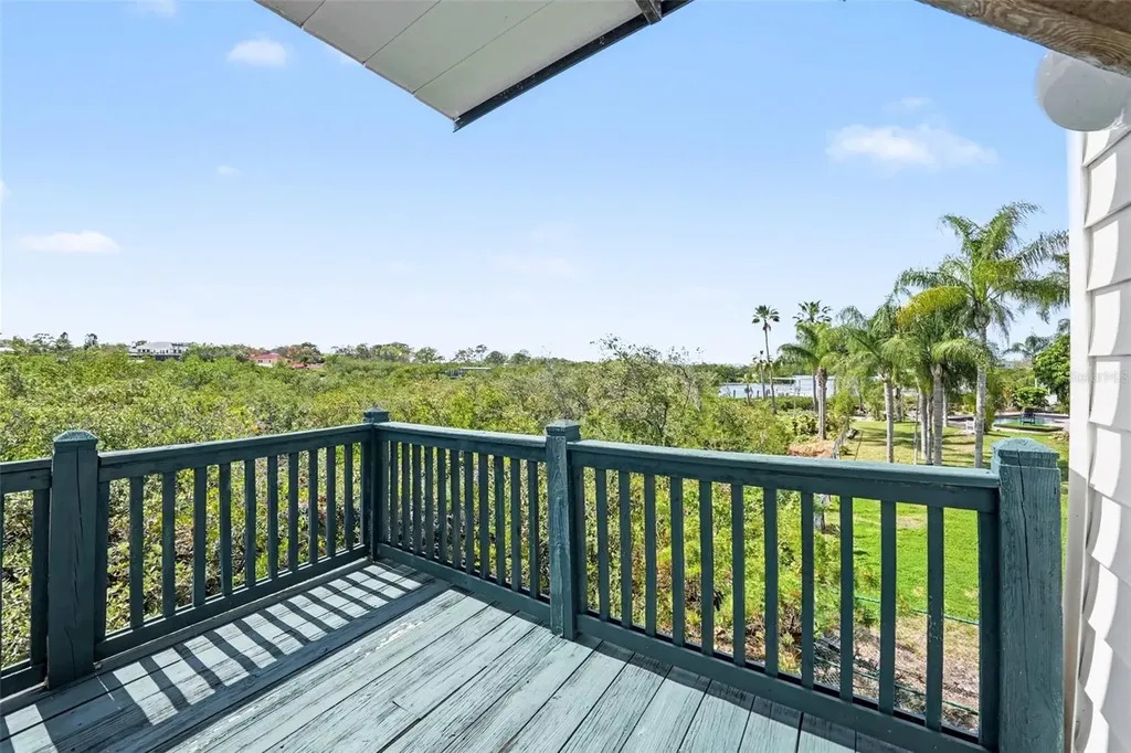 656 Soundview Drive Palm Harbor FL 34683