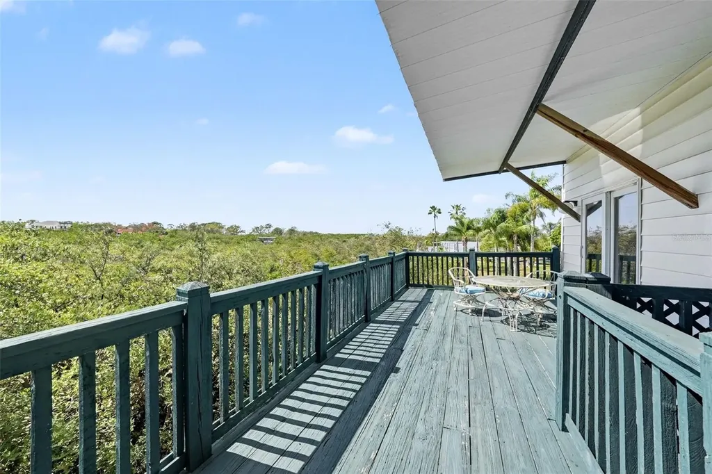 656 Soundview Drive Palm Harbor FL 34683