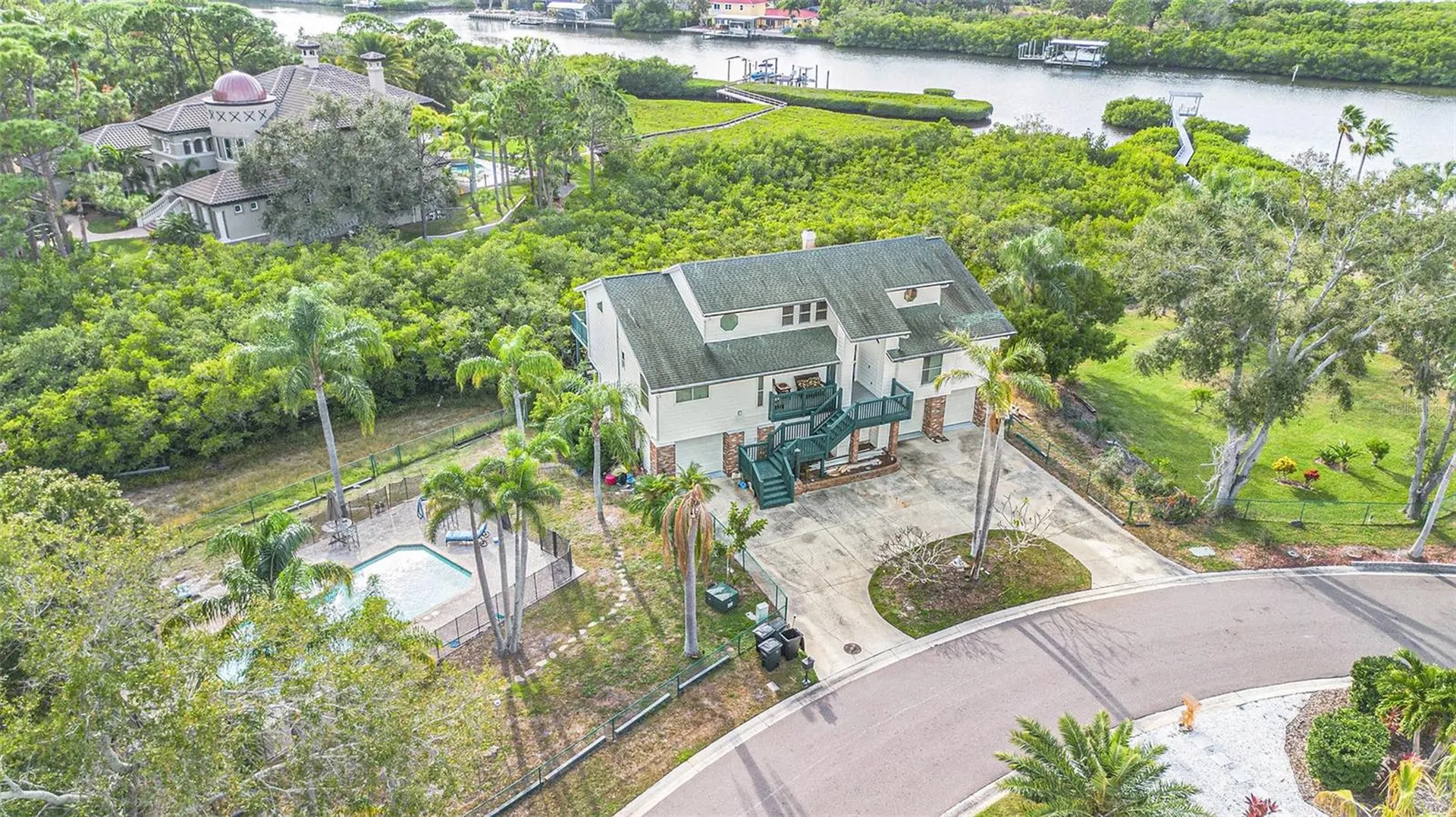 656 Soundview Drive Palm Harbor FL 34683