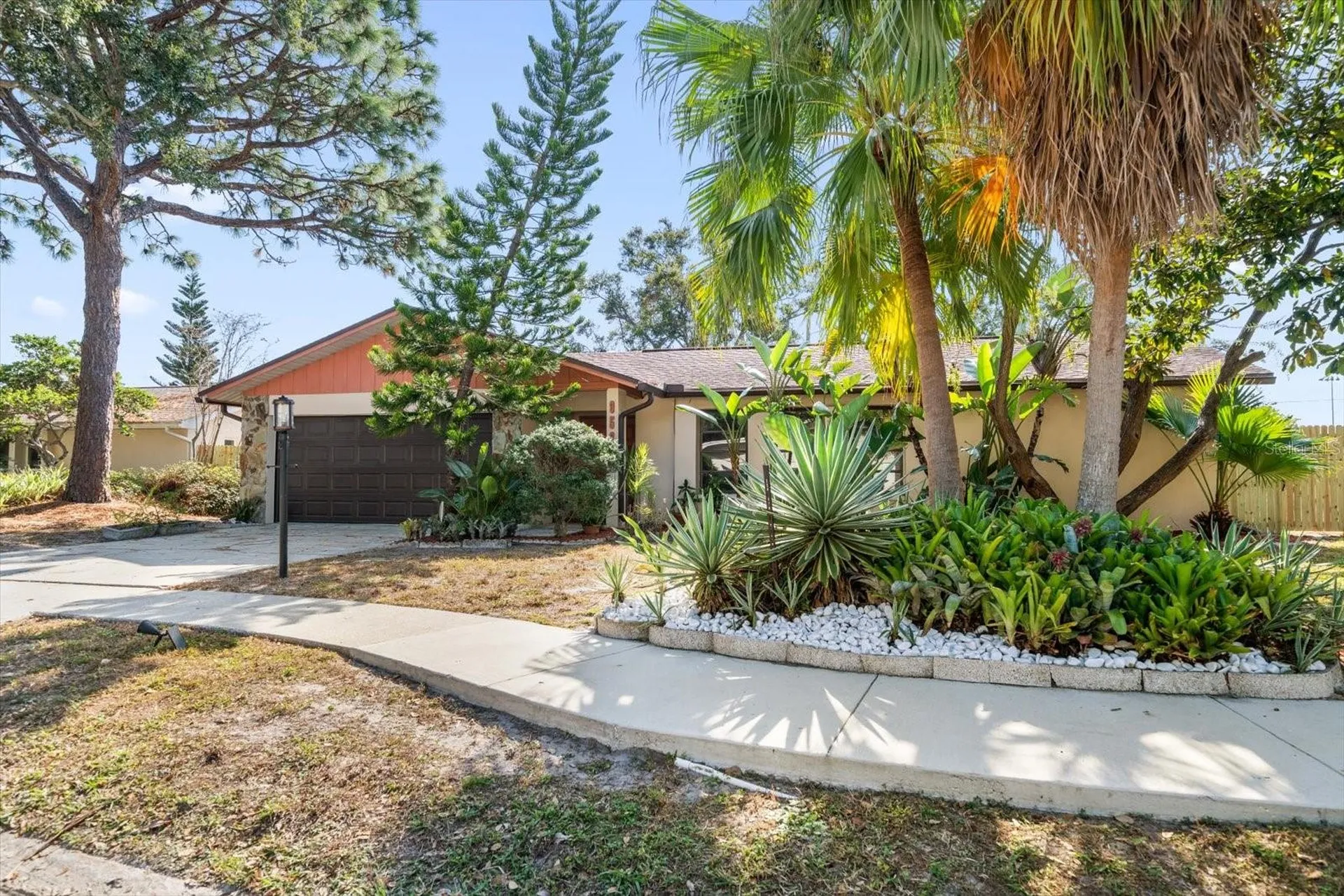 9582 103rd Avenue Seminole FL 33777