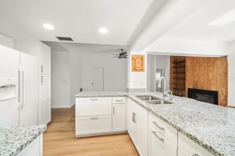 9582 103rd Avenue Seminole FL 33777