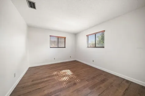 9582 103rd Avenue Seminole FL 33777