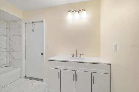 9582 103rd Avenue Seminole FL 33777