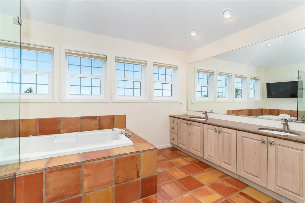 7370 Palm Island Drive Placida FL 33946