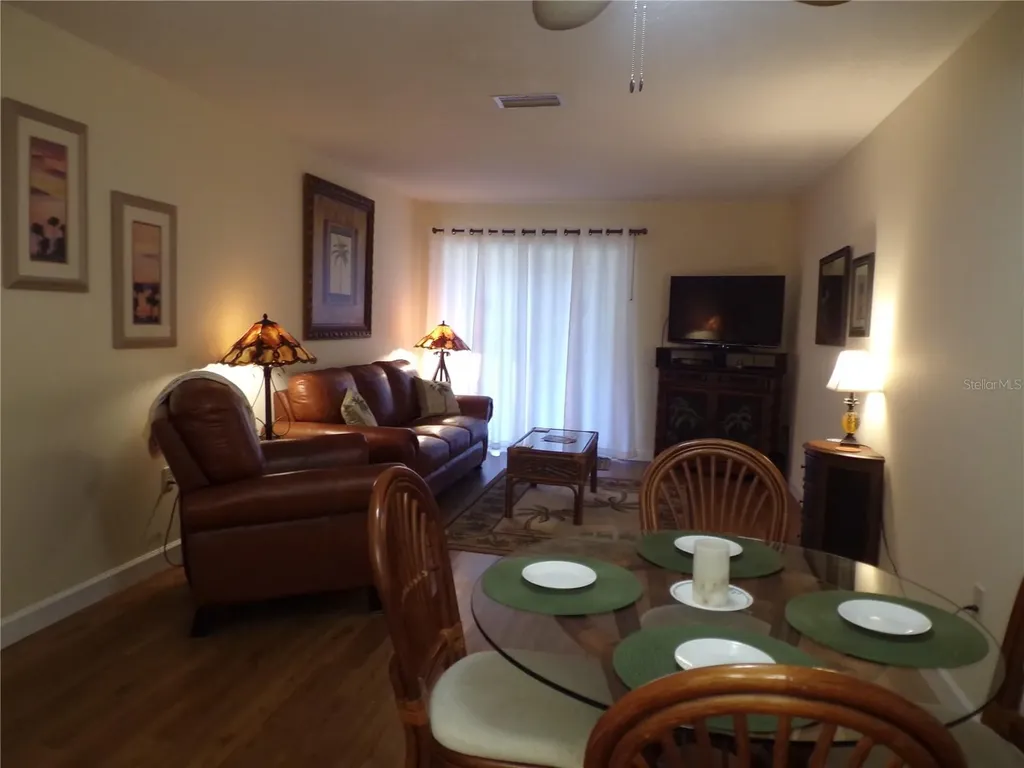 608 Park Circle Bradenton FL 34207