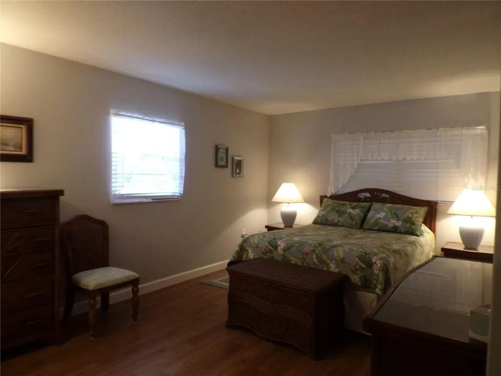 608 Park Circle Bradenton FL 34207