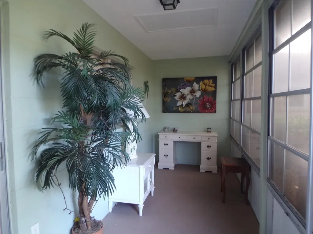 608 Park Circle Bradenton FL 34207