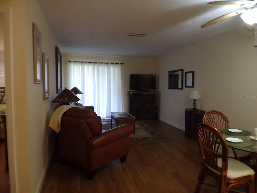 608 Park Circle Bradenton FL 34207