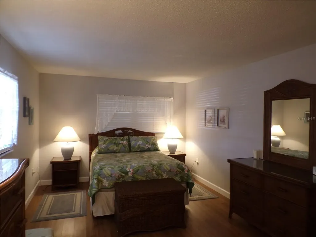 608 Park Circle Bradenton FL 34207