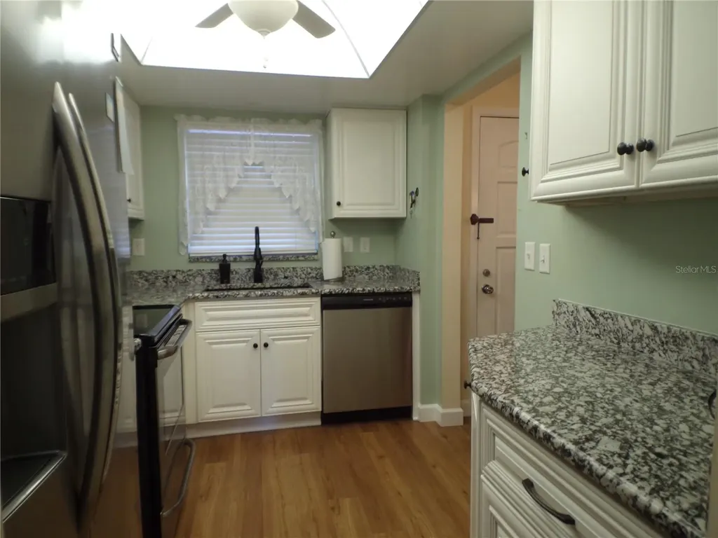 608 Park Circle Bradenton FL 34207