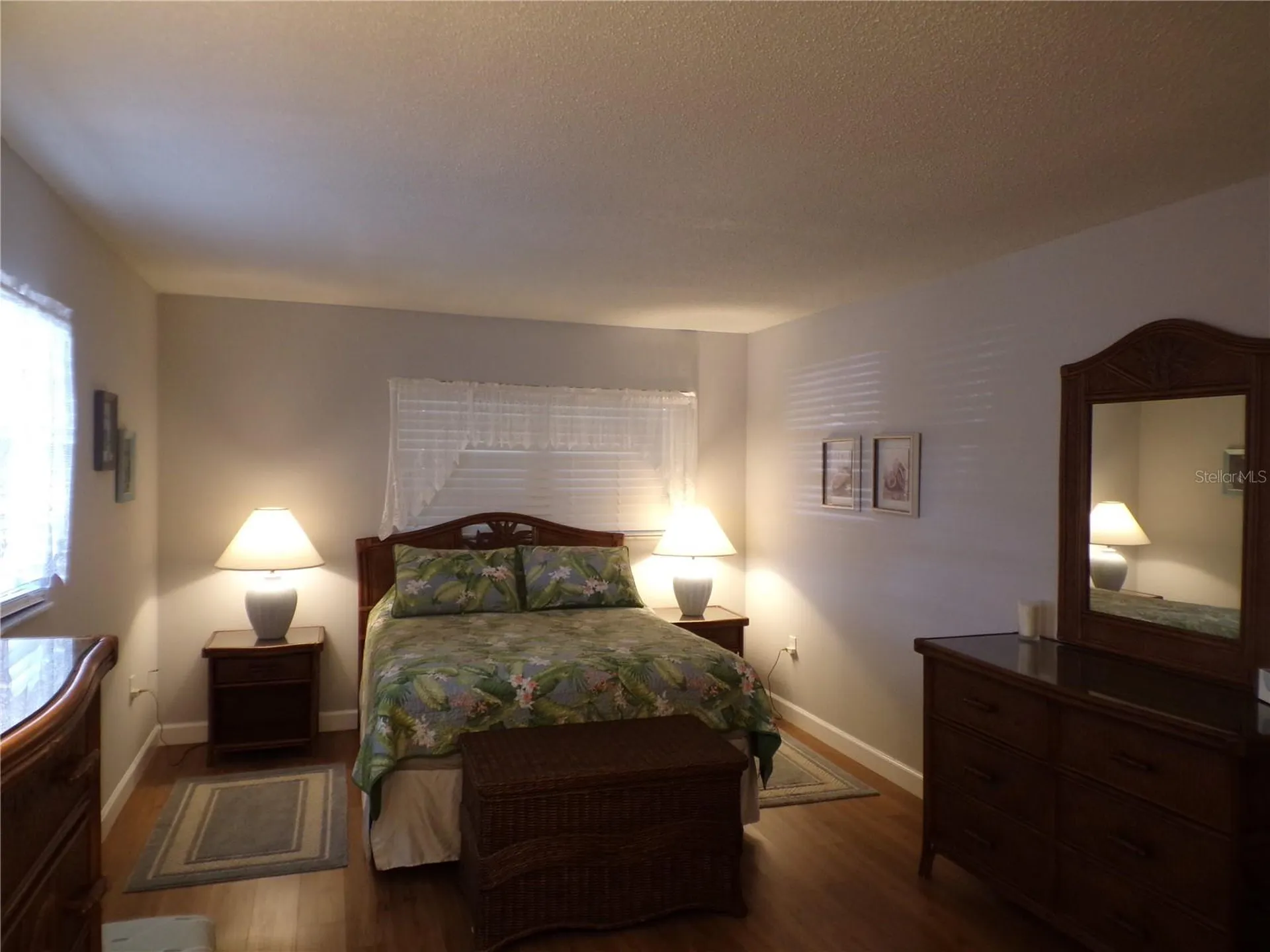 608 Park Circle Bradenton FL 34207