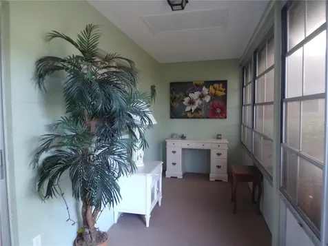 608 Park Circle Bradenton FL 34207