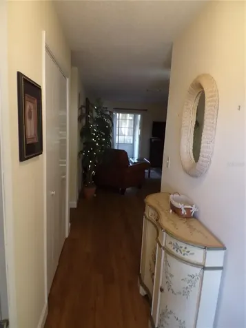 608 Park Circle Bradenton FL 34207