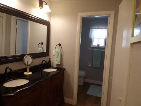 608 Park Circle Bradenton FL 34207