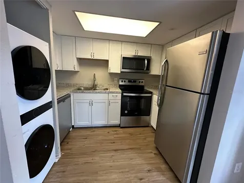 6060 Village Circle Orlando FL 32822