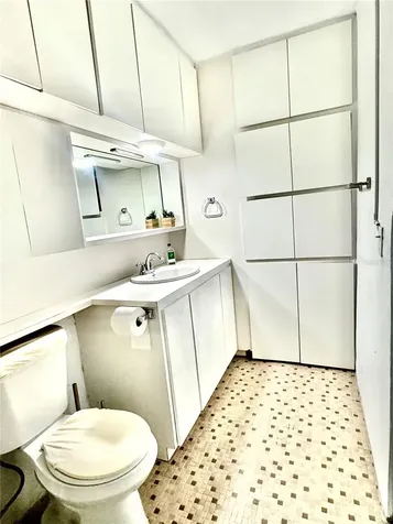 530 B/q 196 -22 Apt 3 Villa Carolina Carolina PR 00985