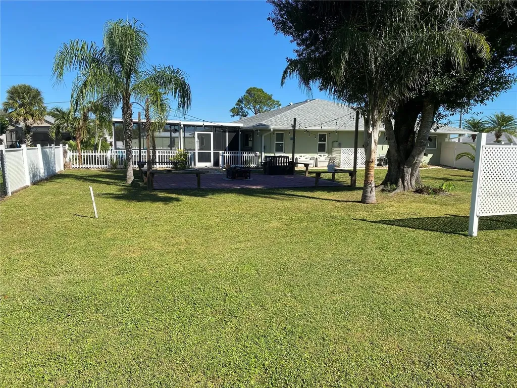2297 Harbour Drive Punta Gorda FL 33983