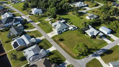 2297 Harbour Drive Punta Gorda FL 33983