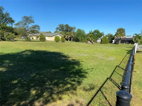 2297 Harbour Drive Punta Gorda FL 33983