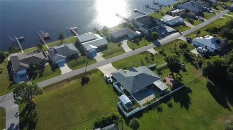 2297 Harbour Drive Punta Gorda FL 33983