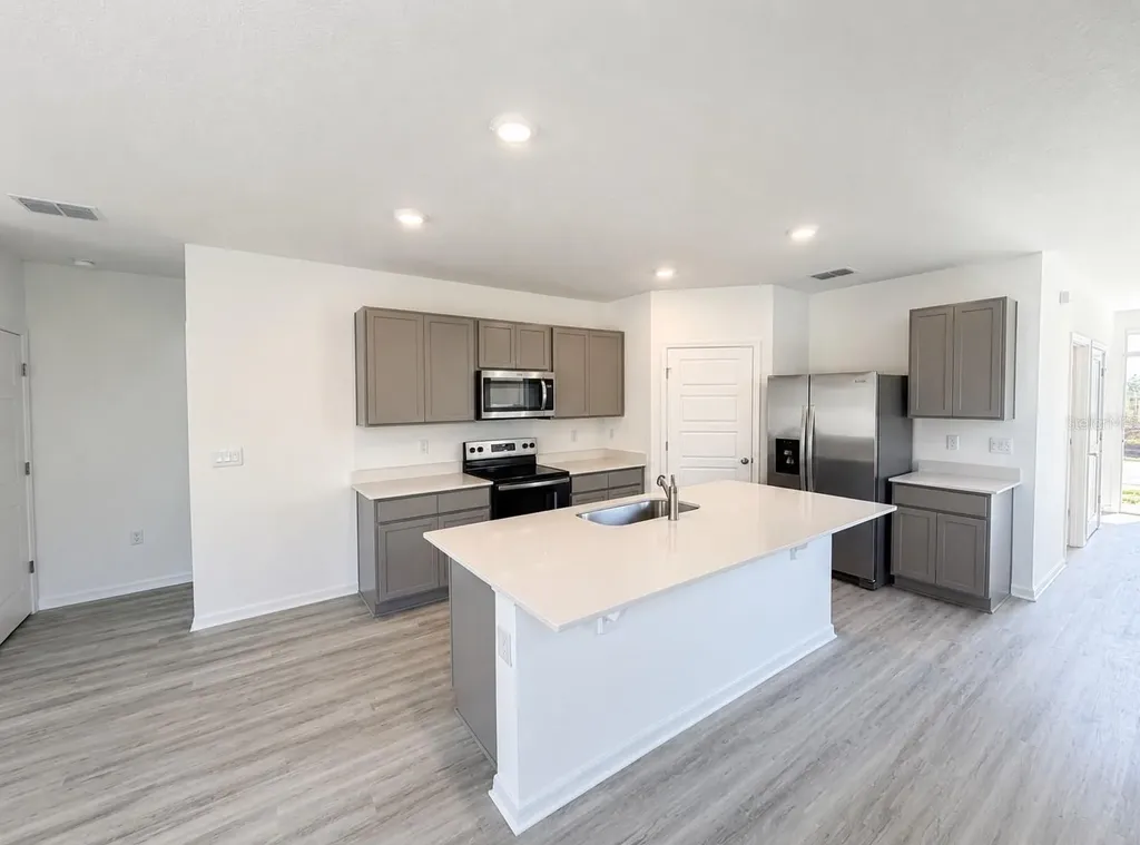 3731 Point Sur Court Davenport FL 33837