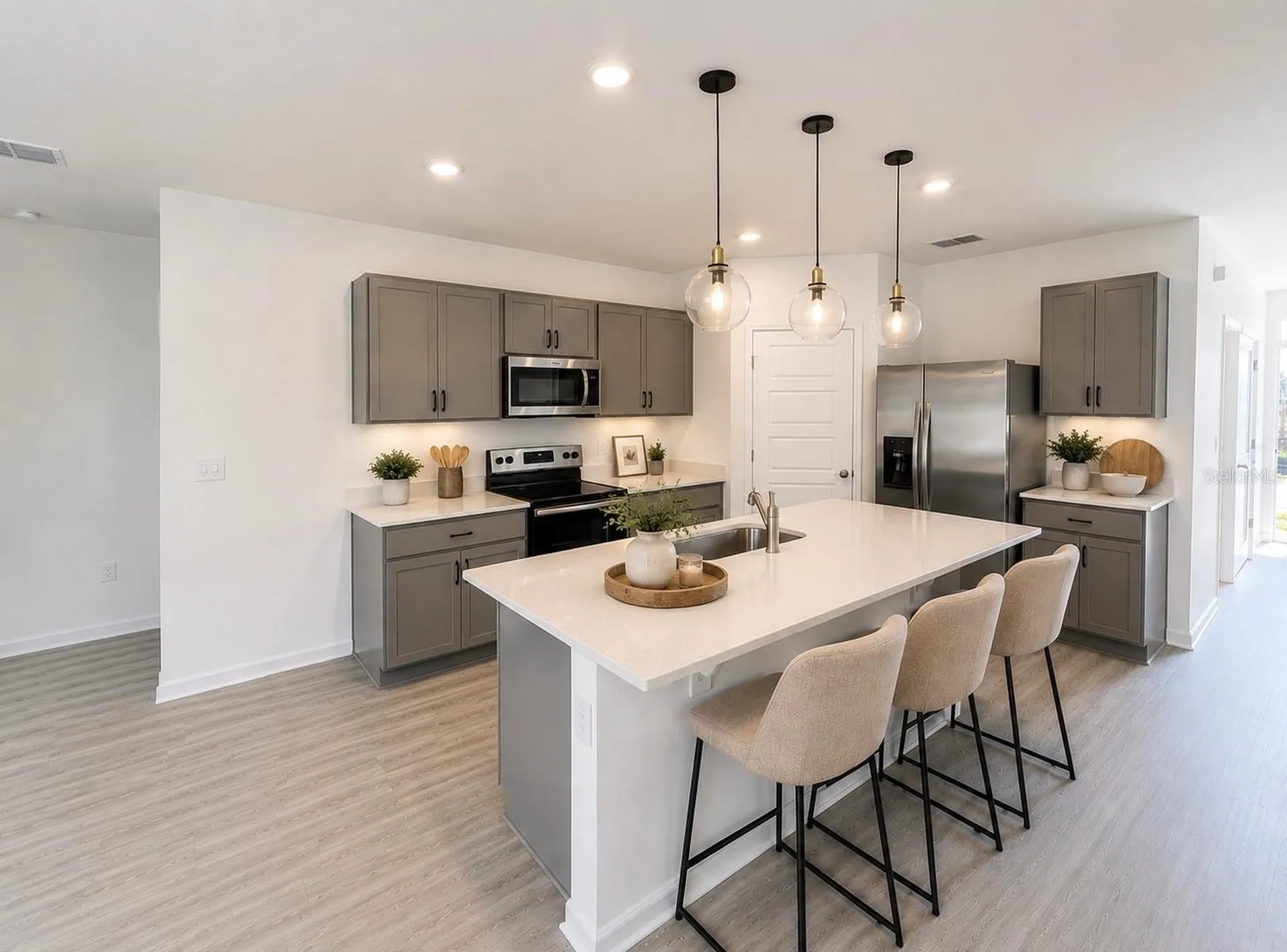 3731 Point Sur Court Davenport FL 33837