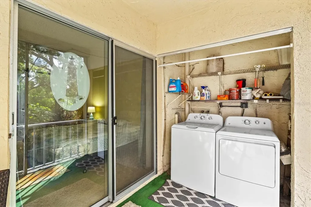 3564 Lake Bayshore Drive Bradenton FL 34205
