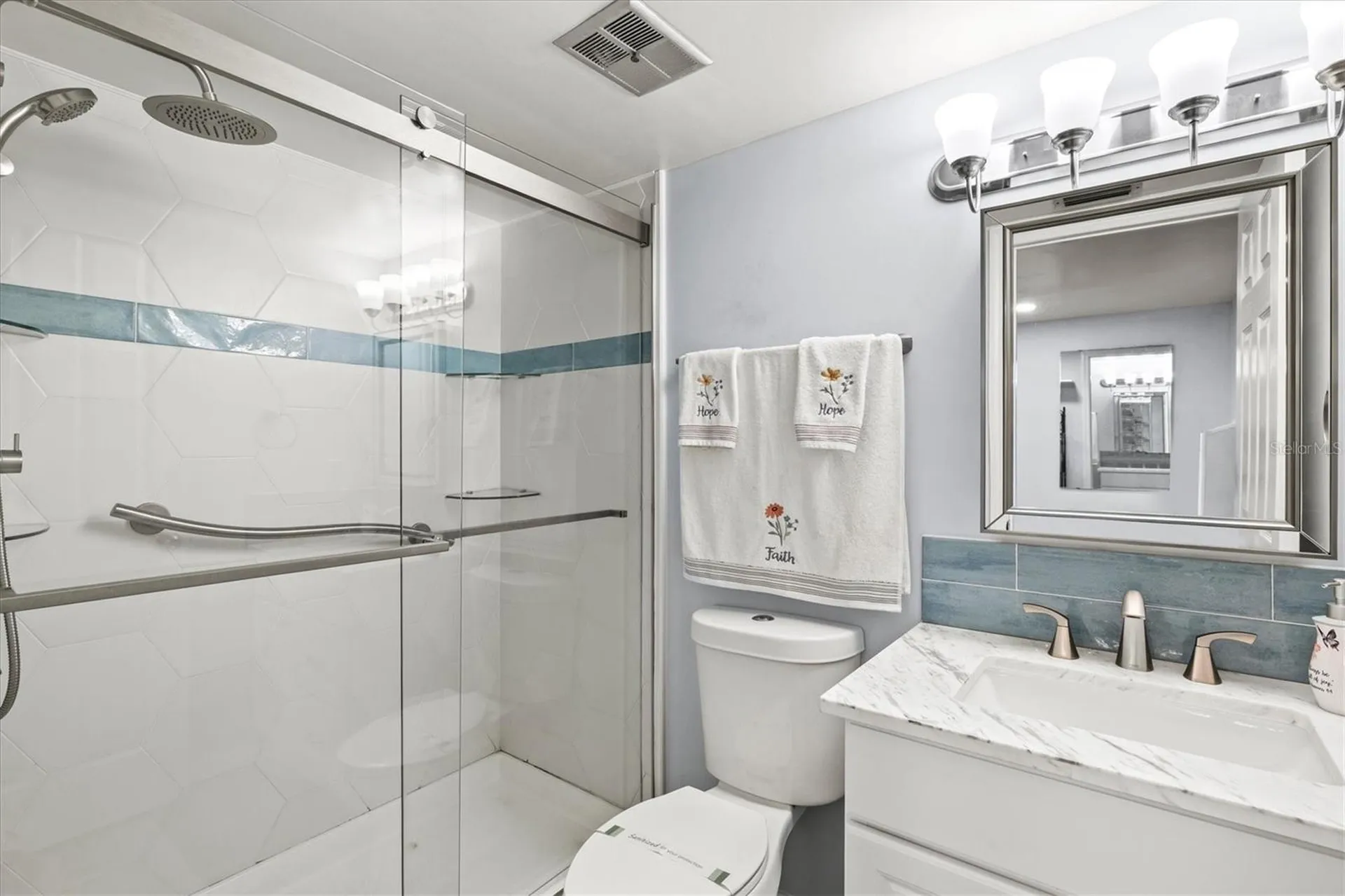 3564 Lake Bayshore Drive Bradenton FL 34205
