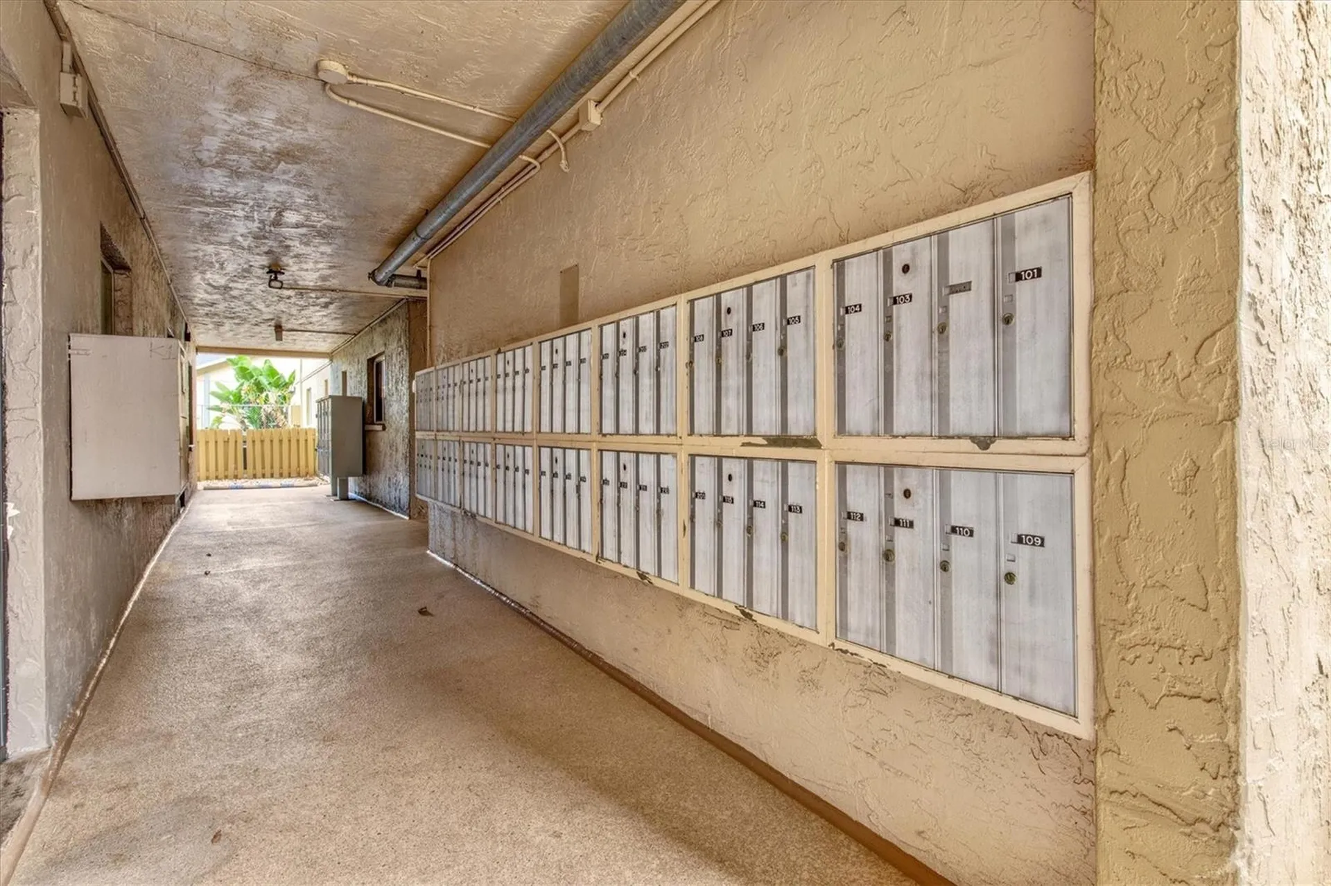 3564 Lake Bayshore Drive Bradenton FL 34205