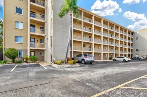3564 Lake Bayshore Drive Bradenton FL 34205