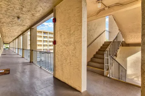 3564 Lake Bayshore Drive Bradenton FL 34205