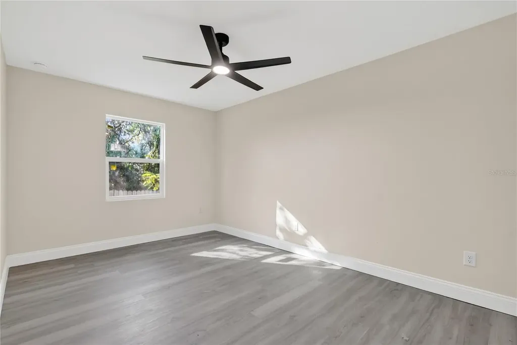 40415 Country Road Eustis FL 32736