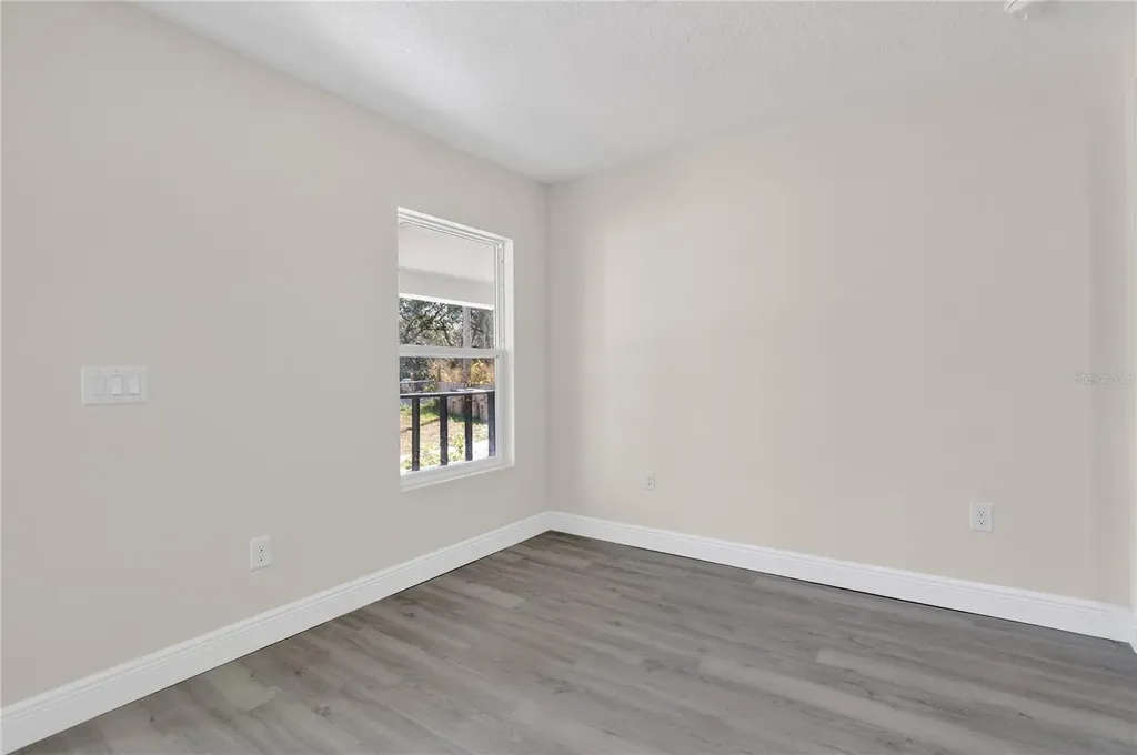 40415 Country Road Eustis FL 32736