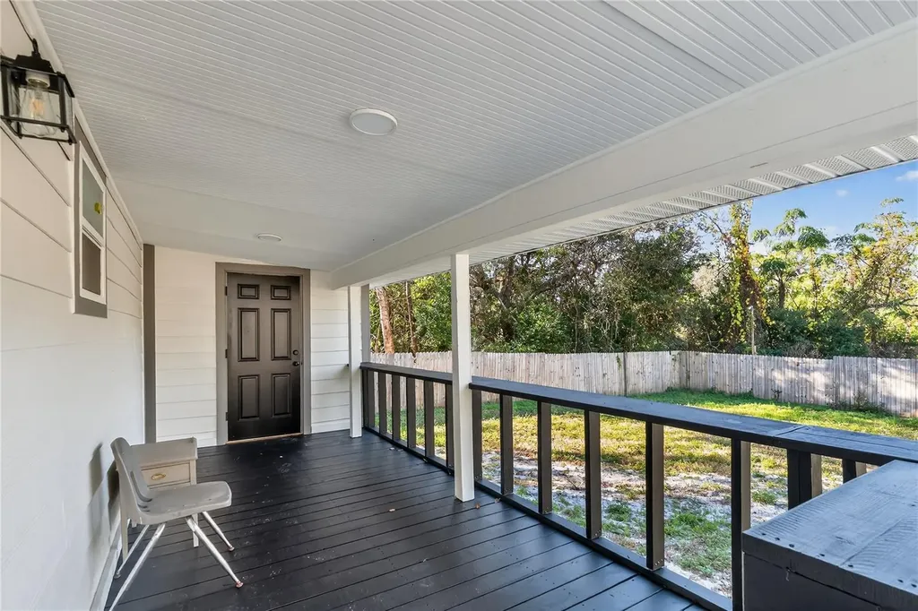 40415 Country Road Eustis FL 32736