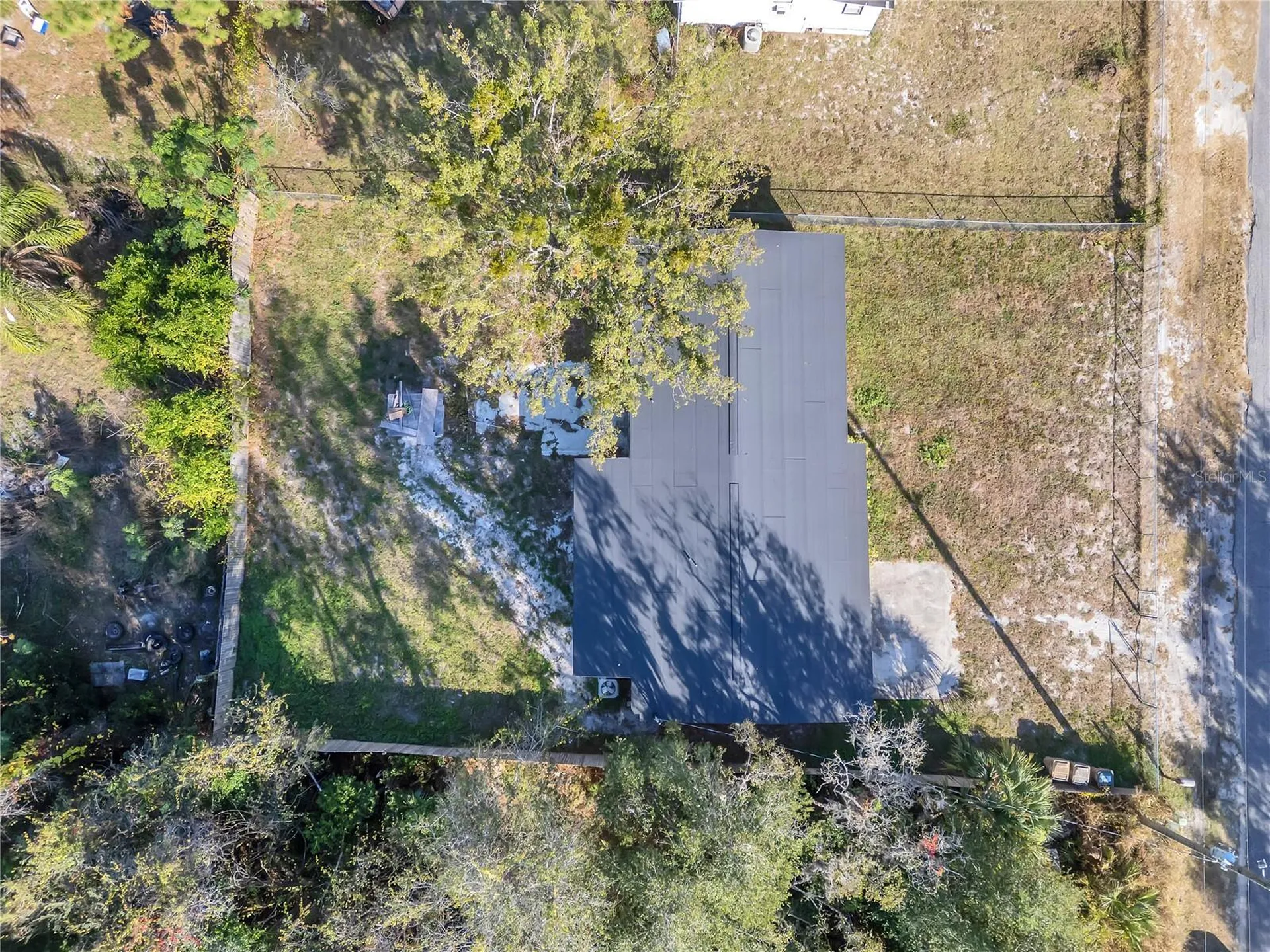 40415 Country Road Eustis FL 32736