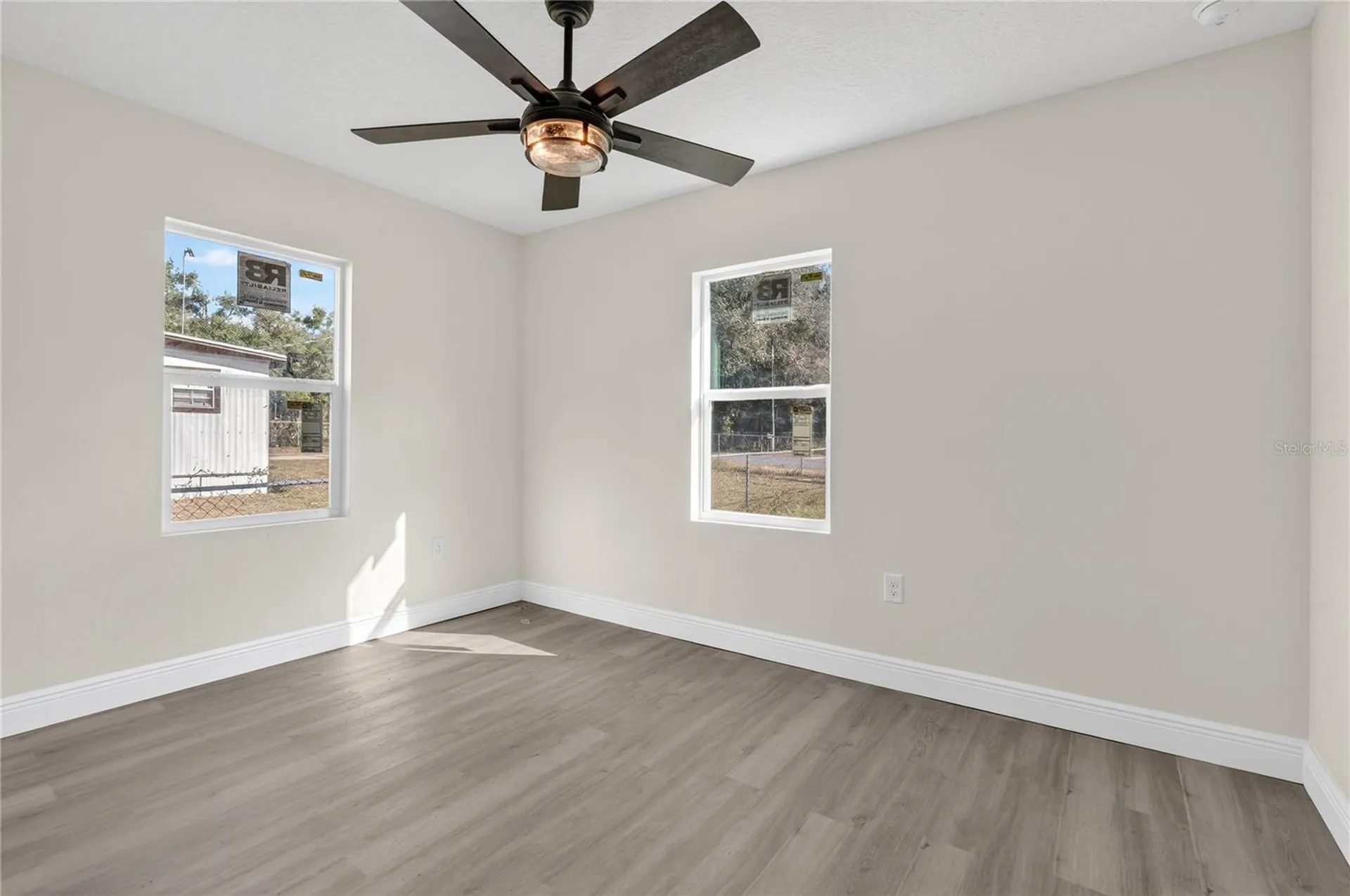 40415 Country Road Eustis FL 32736