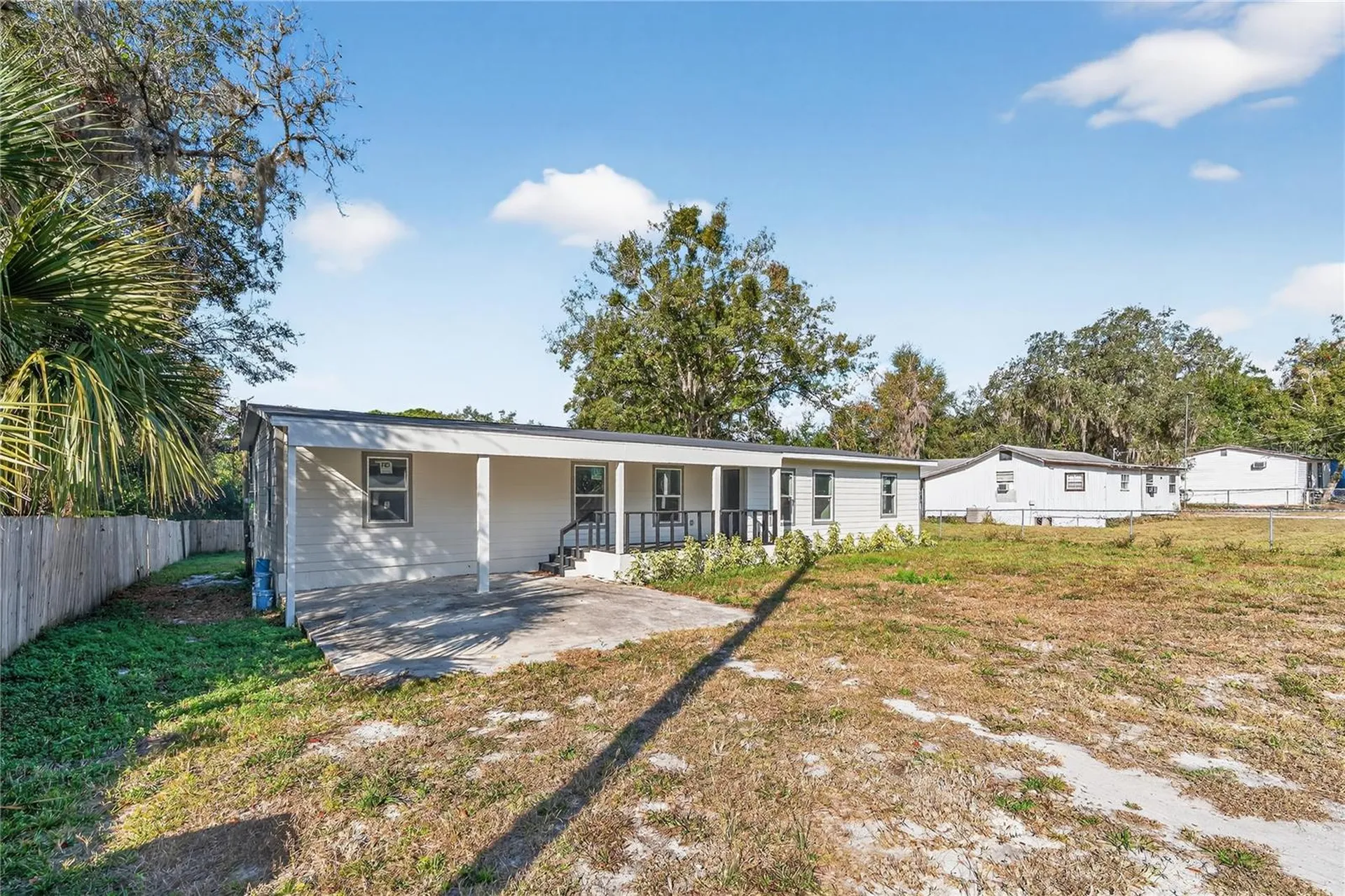 40415 Country Road Eustis FL 32736