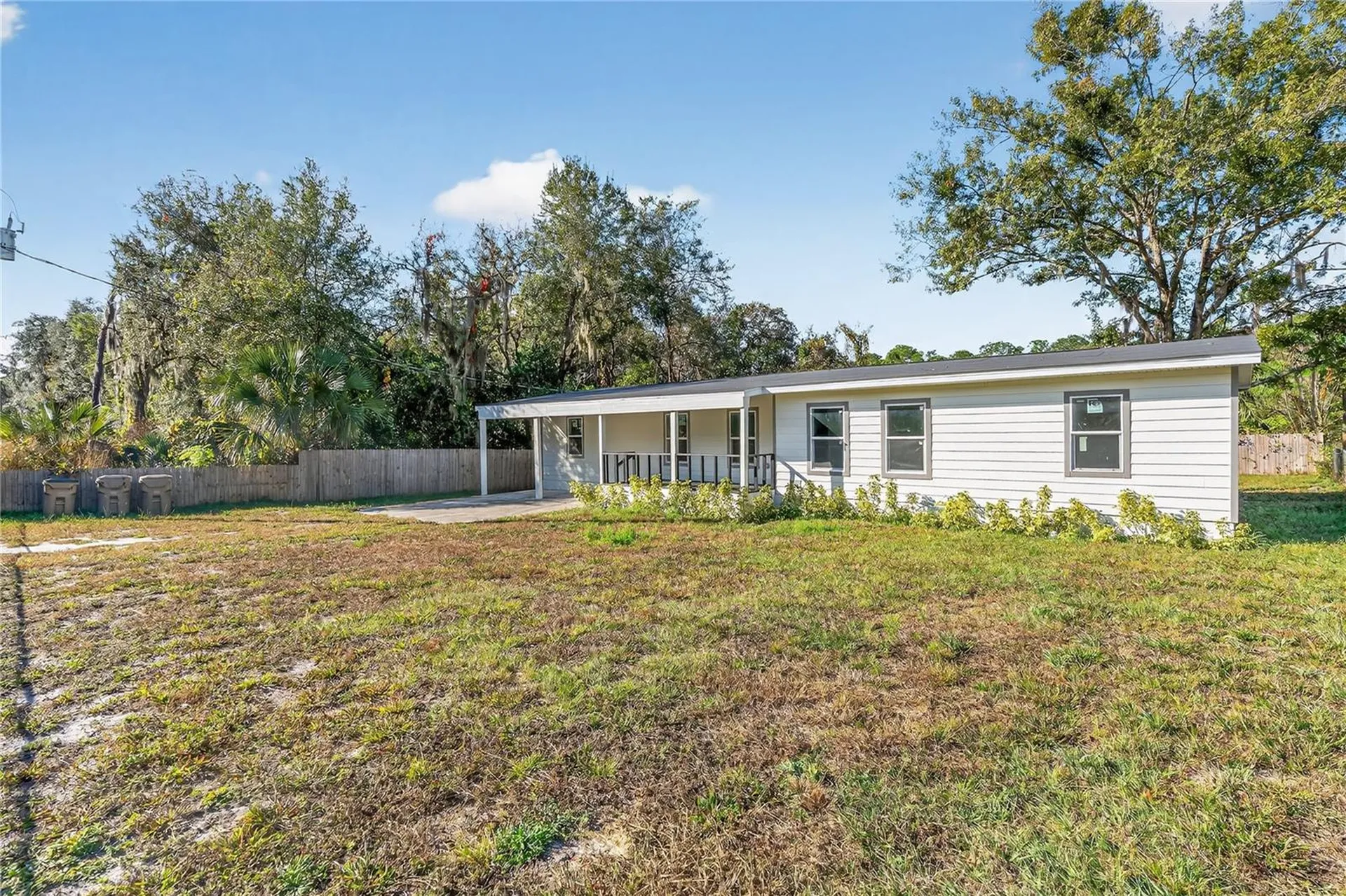 40415 Country Road Eustis FL 32736