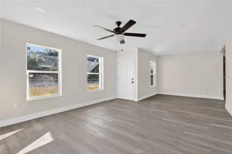 40415 Country Road Eustis FL 32736