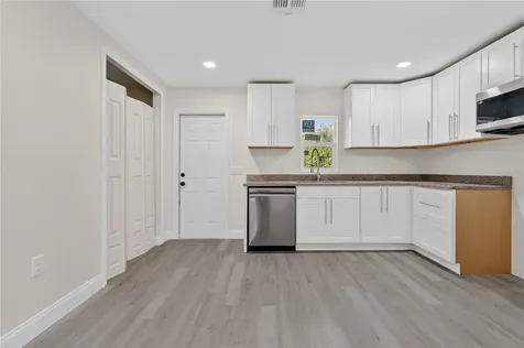 40415 Country Road Eustis FL 32736