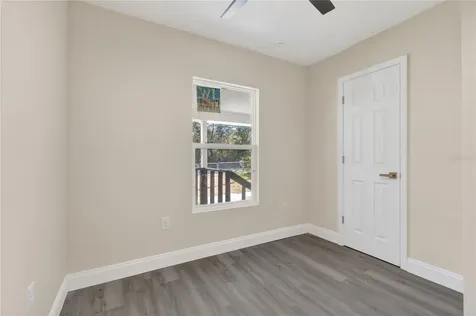 40415 Country Road Eustis FL 32736