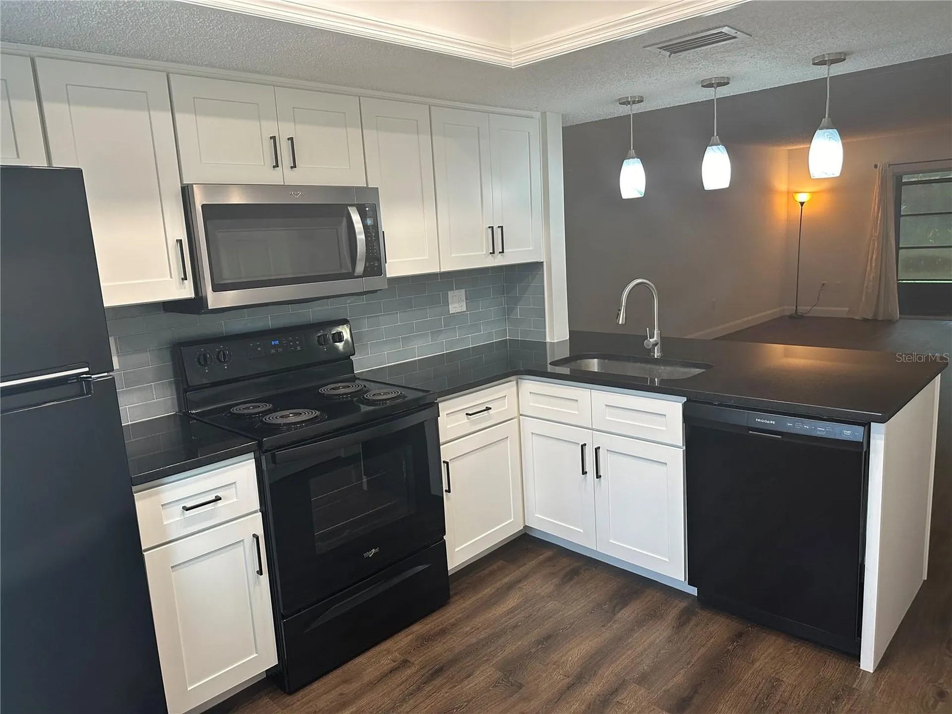 207 Palmetto Court Oldsmar FL 34677