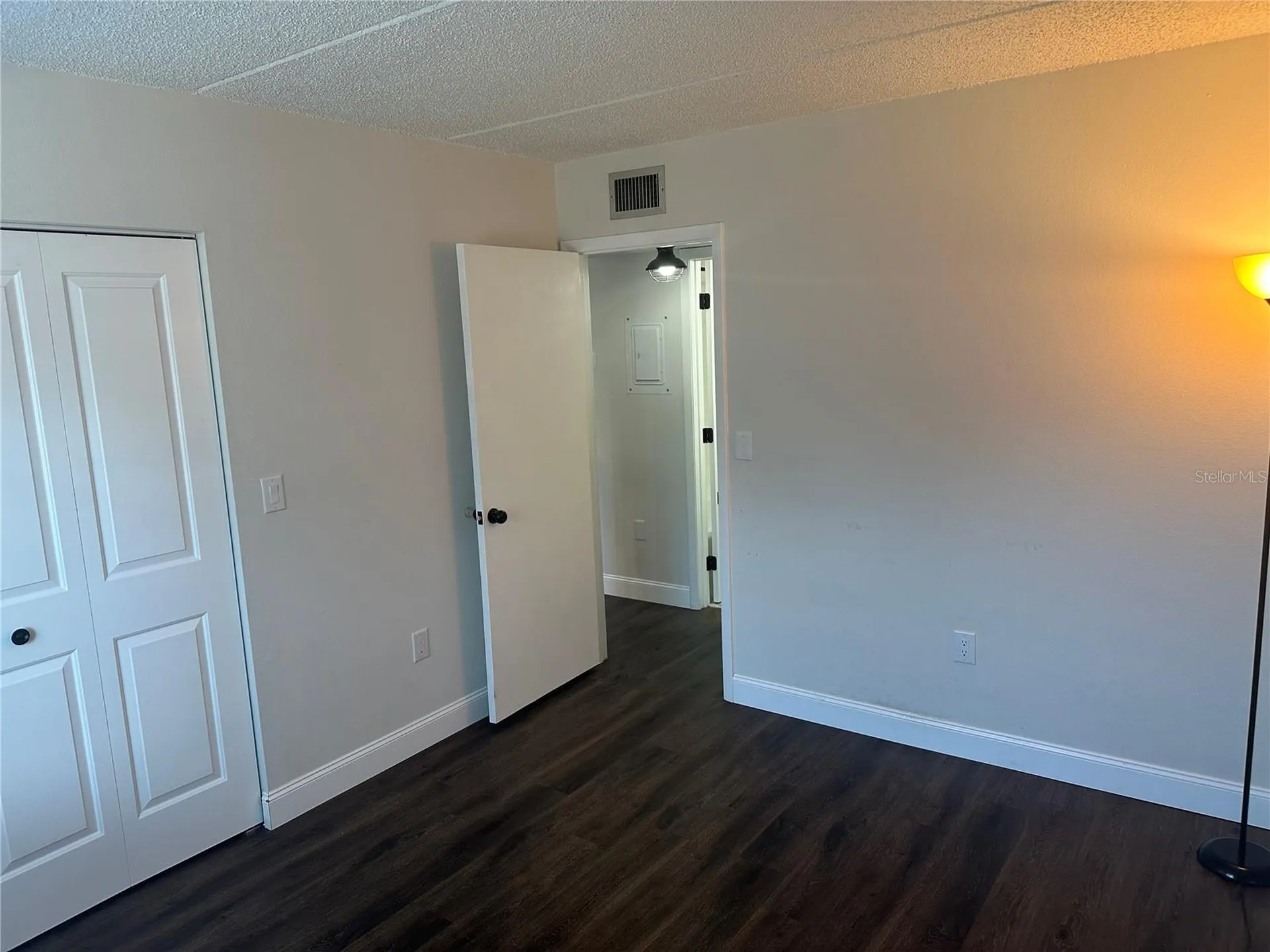 207 Palmetto Court Oldsmar FL 34677