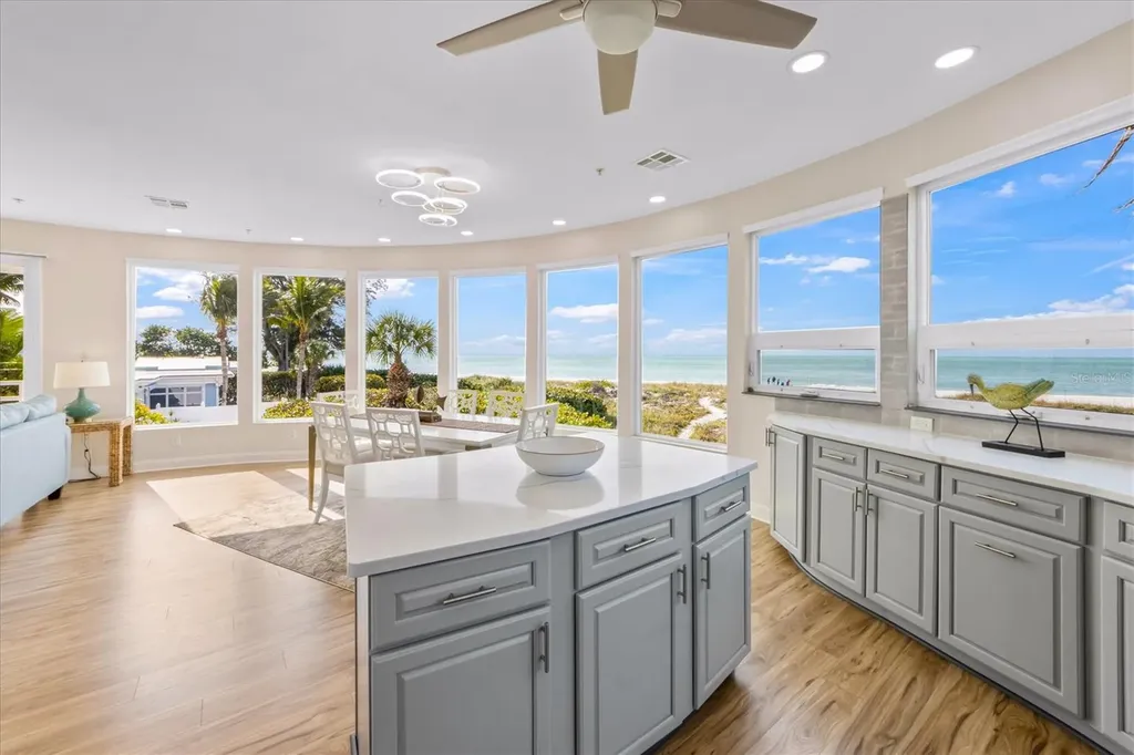 3708 Gulf Drive Holmes Beach FL 34217