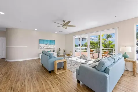 3708 Gulf Drive Holmes Beach FL 34217